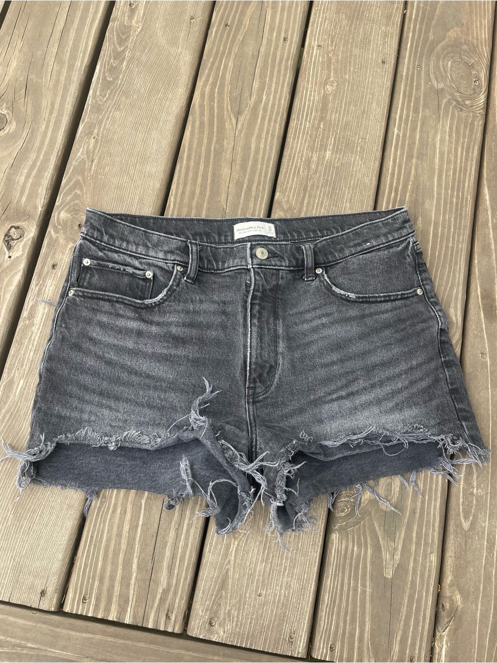 Abercrombie and Fitch The Mom shorts